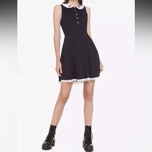 Hot Topics Black White Mushroom Collar Lace Trim Dress